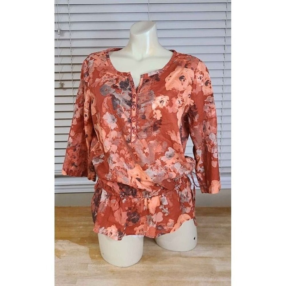 Croft & Barrow Burnt Orange Top with Elastic lower Waist Size Medium